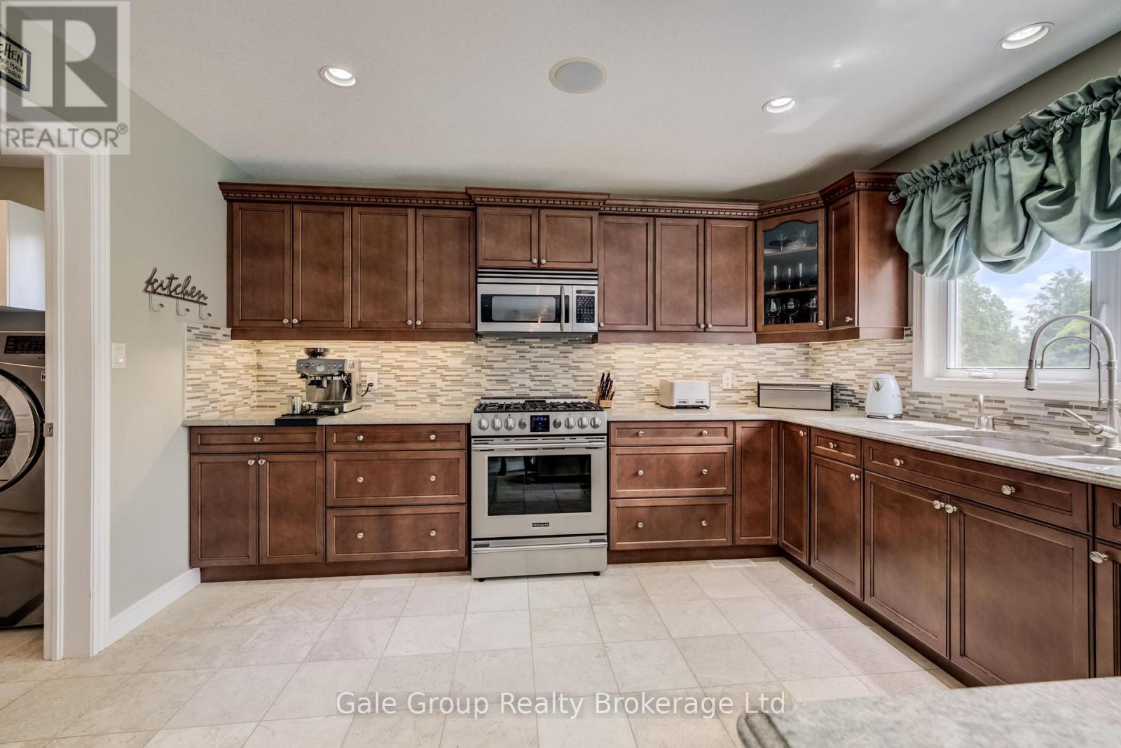 472 Lakeview Drive, Woodstock (Woodstock - North), Ontario  N4T 1V3 - Photo 14 - X13559808