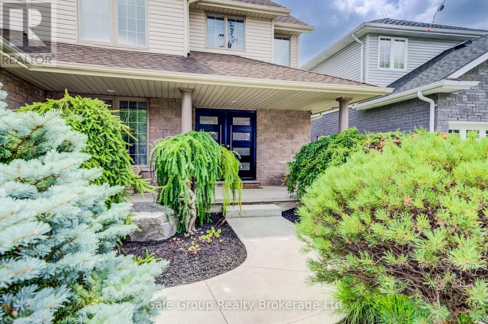 472 Lakeview Drive, Woodstock (Woodstock - North), Ontario  N4T 1V3 - Photo 2 - X13559808