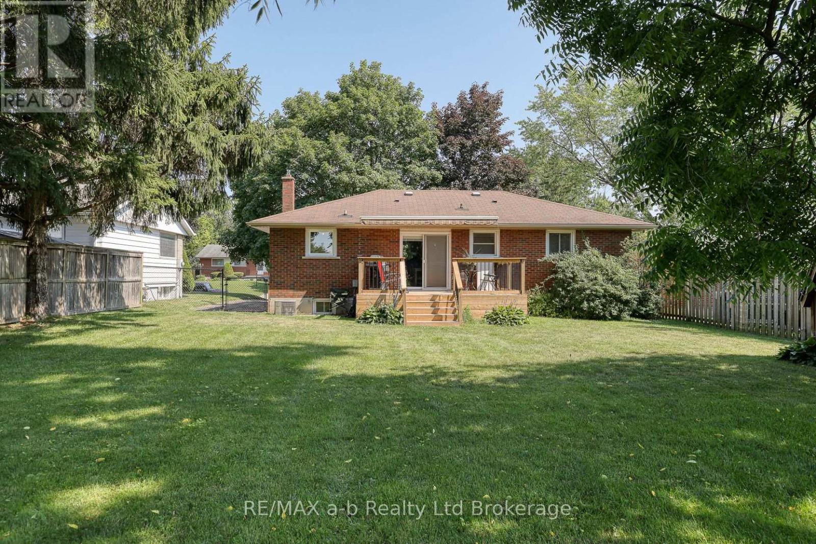 18 Chisholm Drive, Ingersoll (Ingersoll - South), Ontario  N5C 2C4 - Photo 8 - X13560634