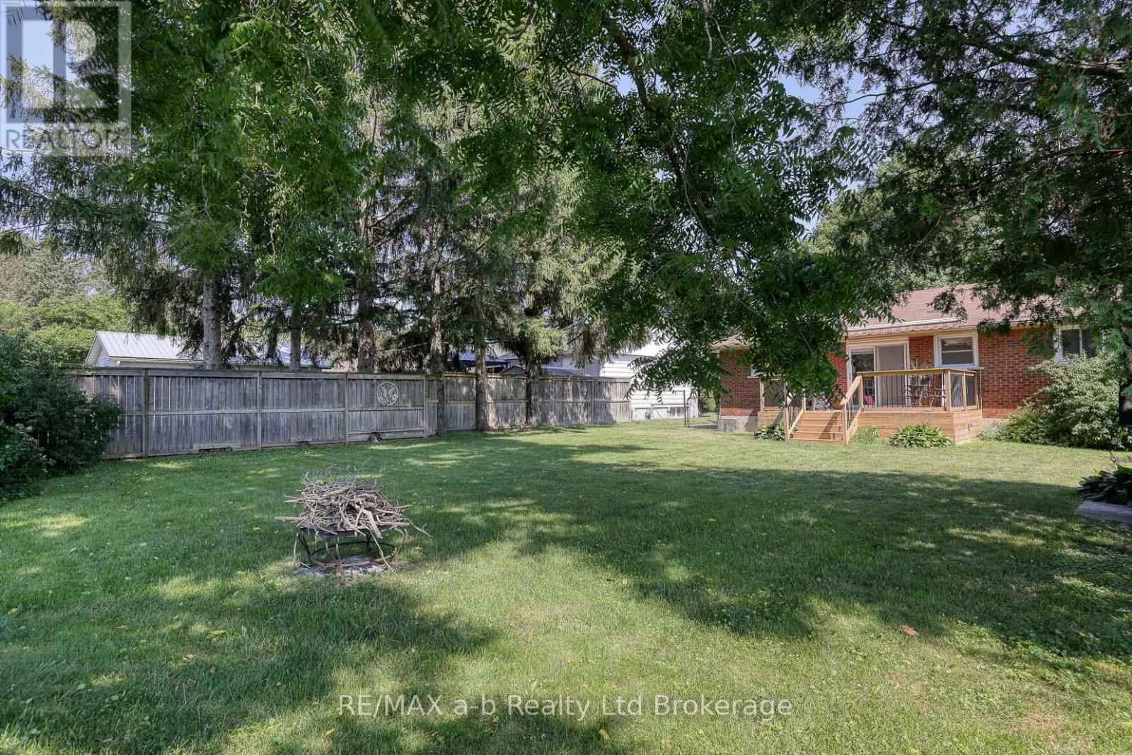 18 Chisholm Drive, Ingersoll (Ingersoll - South), Ontario  N5C 2C4 - Photo 9 - X13560634