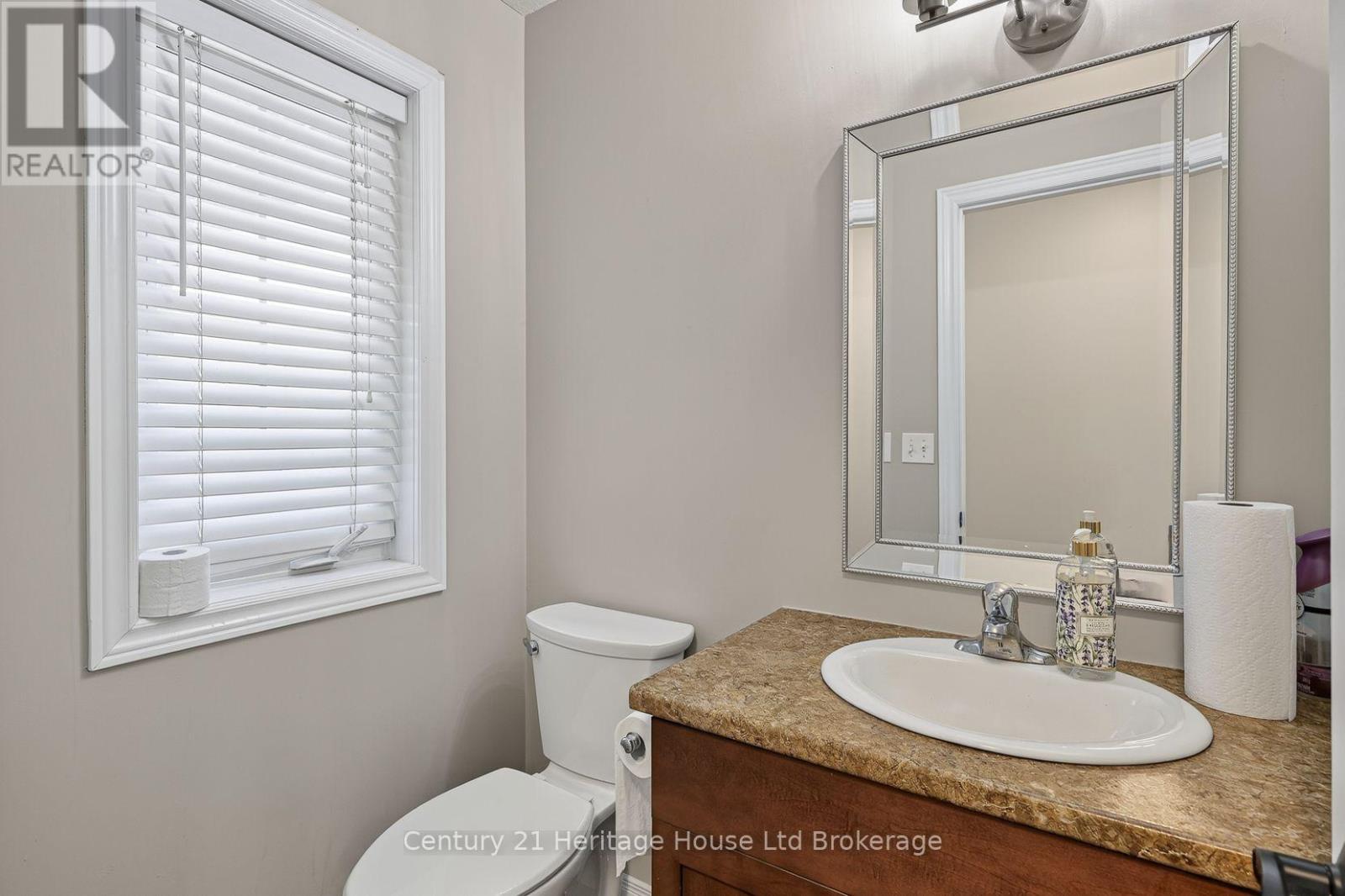 734 Frontenac Crescent, Woodstock (Woodstock - South), Ontario  N4V 0B1 - Photo 5 - X13560930