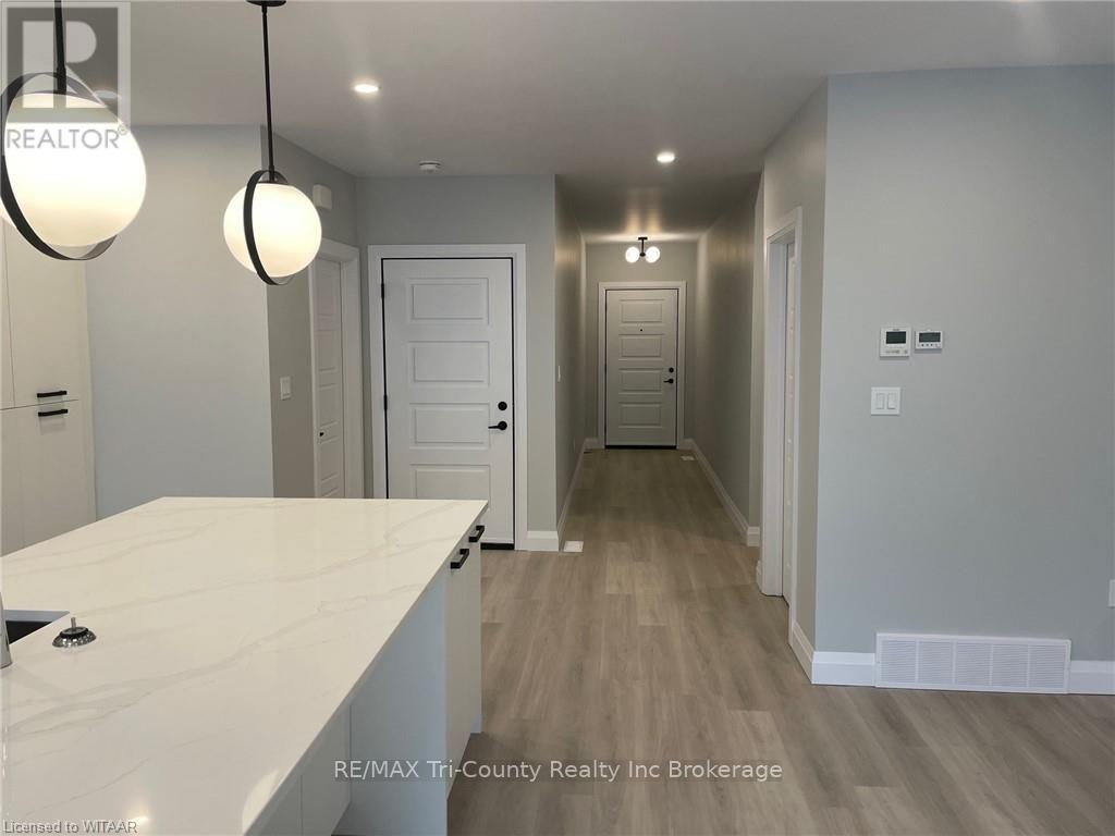 1006 - 361 Quarter Town Line, Tillsonburg, Ontario  N4G 0K2 - Photo 7 - X13562126
