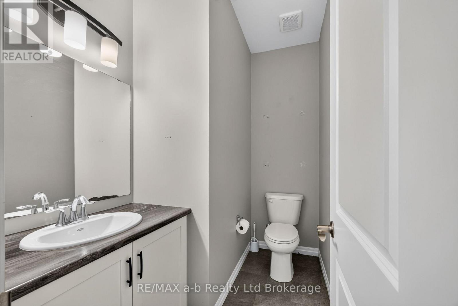 241 Wilson Avenue, Tillsonburg, Ontario  N4G 0H4 - Photo 16 - X13564854