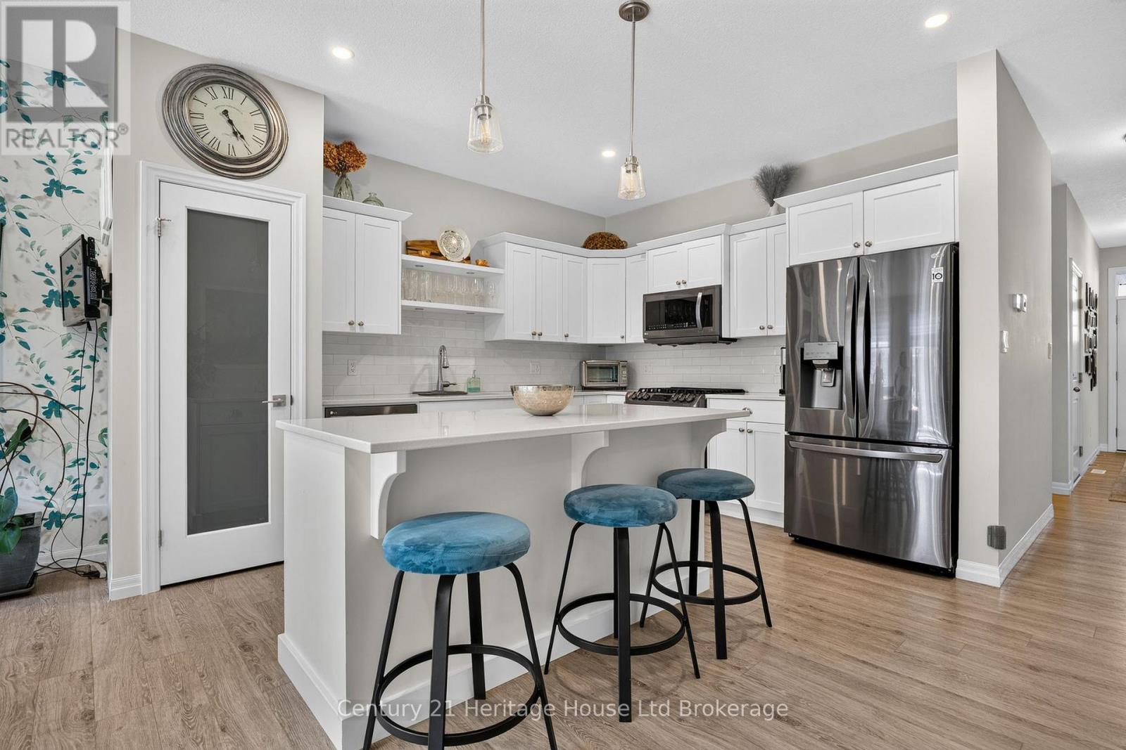 16 Huntley Avenue, Tillsonburg, Ontario  N4G 0J3 - Photo 6 - X13565044