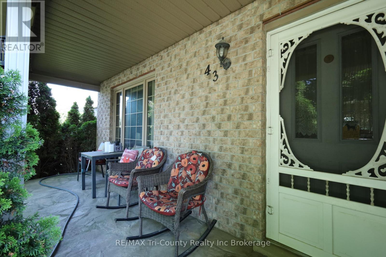 43 Trillium Drive, Tillsonburg, Ontario  N4G 5S8 - Photo 42 - X13567214