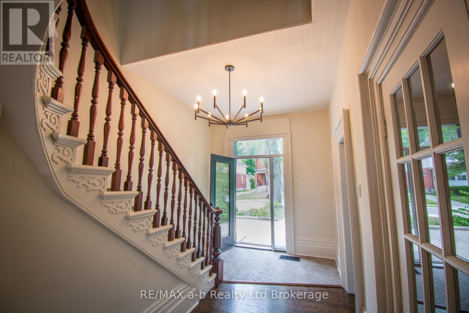 3 - 66 Daly Avenue, Stratford, Ontario  N5A 1B8 - Photo 2 - X13568462