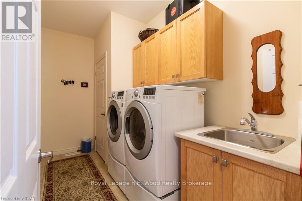 6 Esseltine Drive, Tillsonburg, Ontario  N4G 0C3 - Photo 13 - X13569086