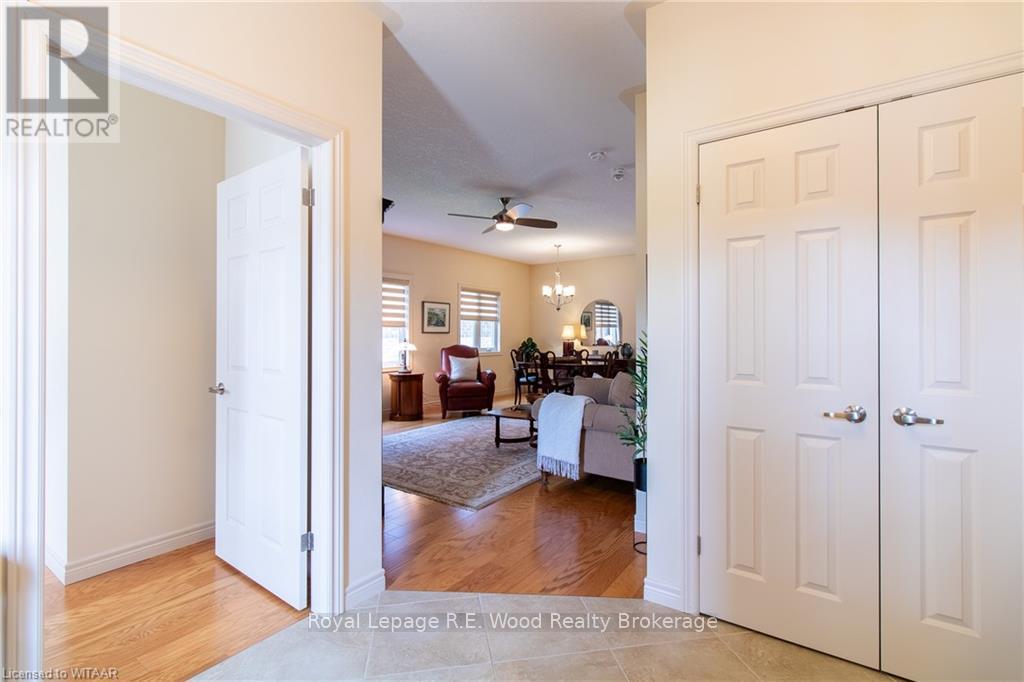 6 Esseltine Drive, Tillsonburg, Ontario  N4G 0C3 - Photo 3 - X13569086