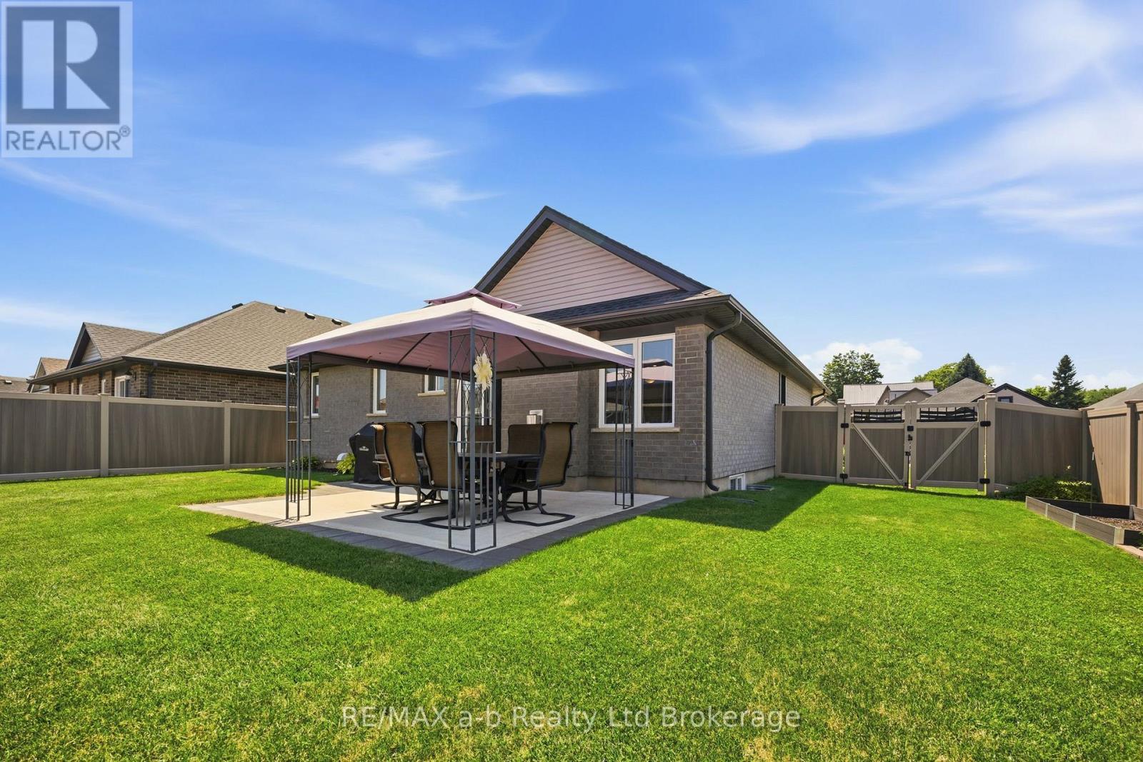 268 Wilson Avenue, Tillsonburg, Ontario  N4G 0H3 - Photo 6 - X13570324