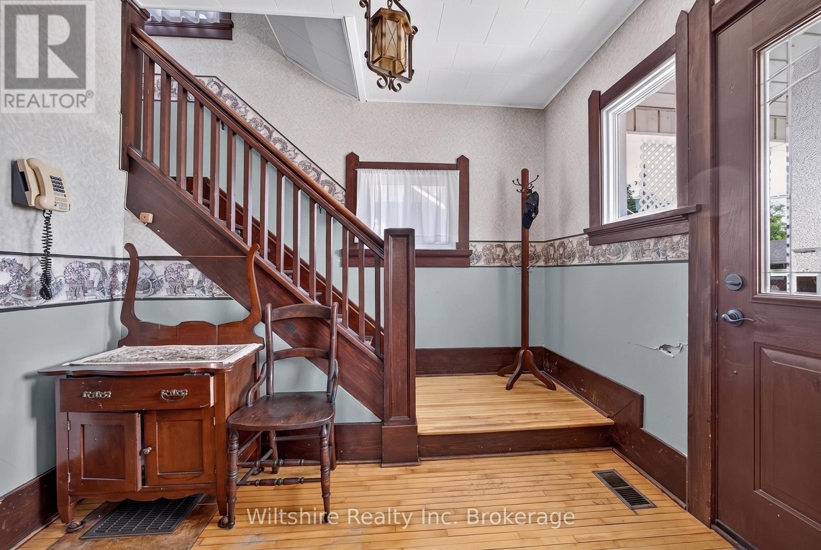 4 Bond Street, Norwich (Otterville), Ontario  N0J 1R0 - Photo 10 - X13570782