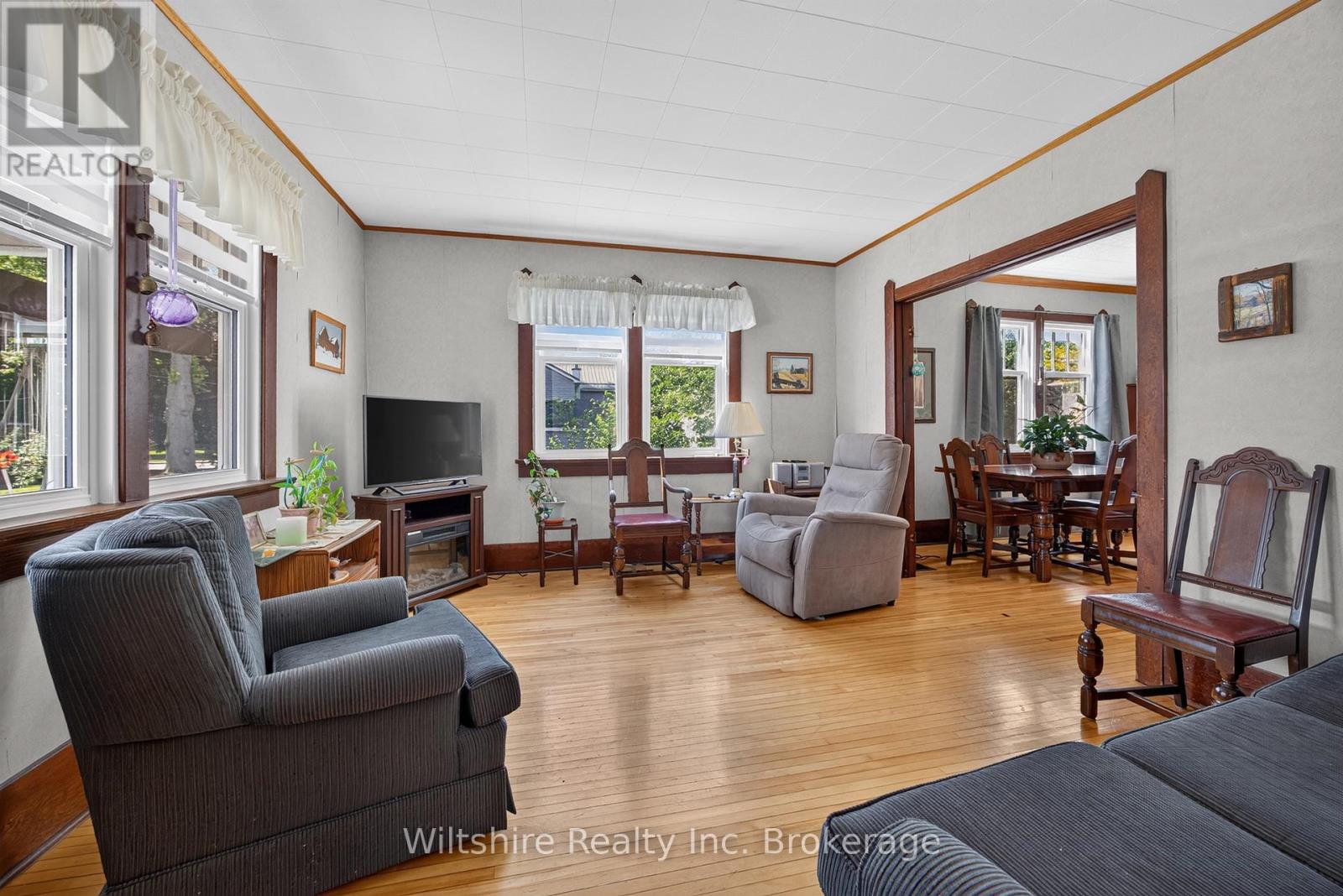 4 Bond Street, Norwich (Otterville), Ontario  N0J 1R0 - Photo 3 - X13570782