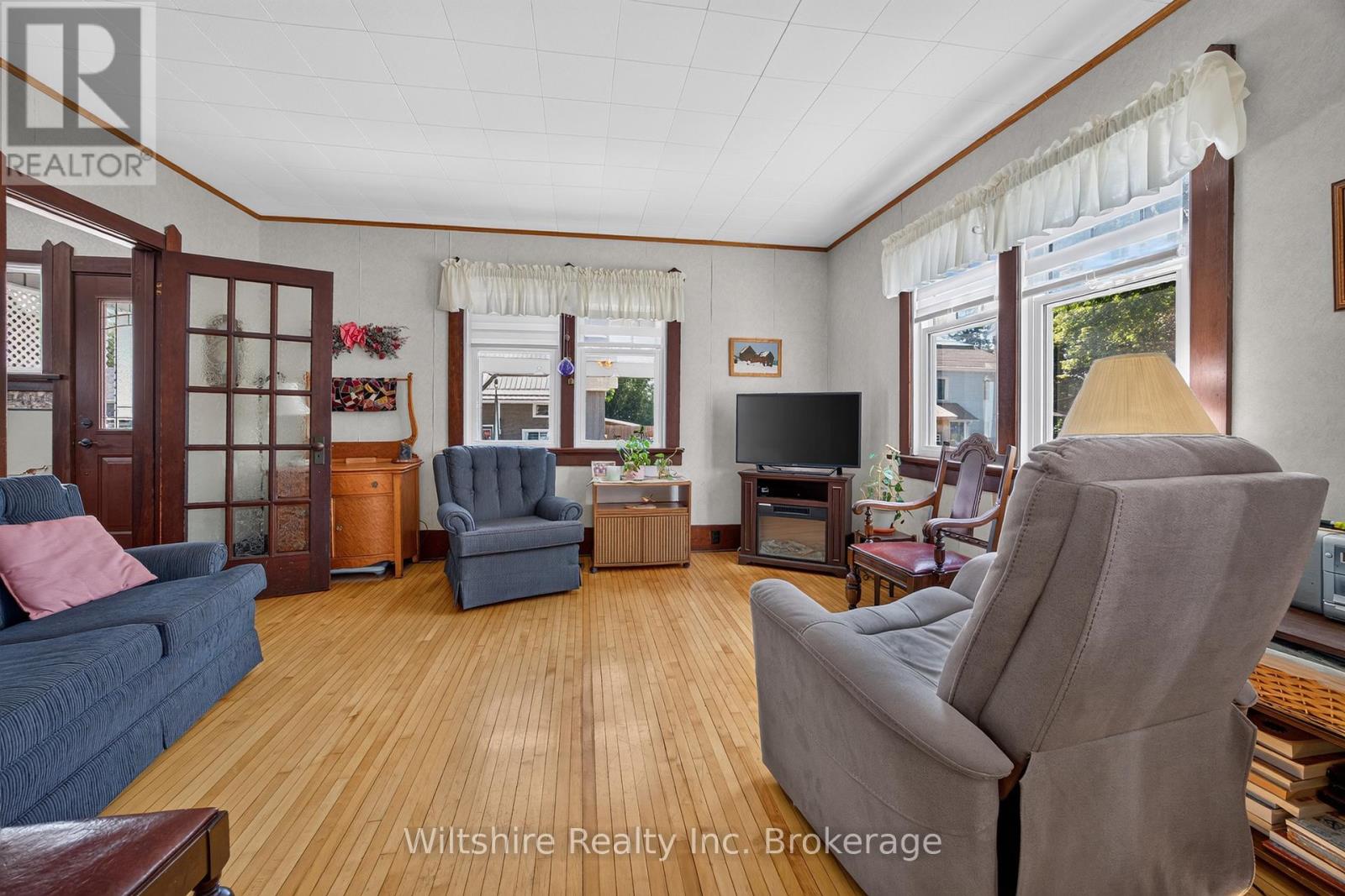 4 Bond Street, Norwich (Otterville), Ontario  N0J 1R0 - Photo 4 - X13570782