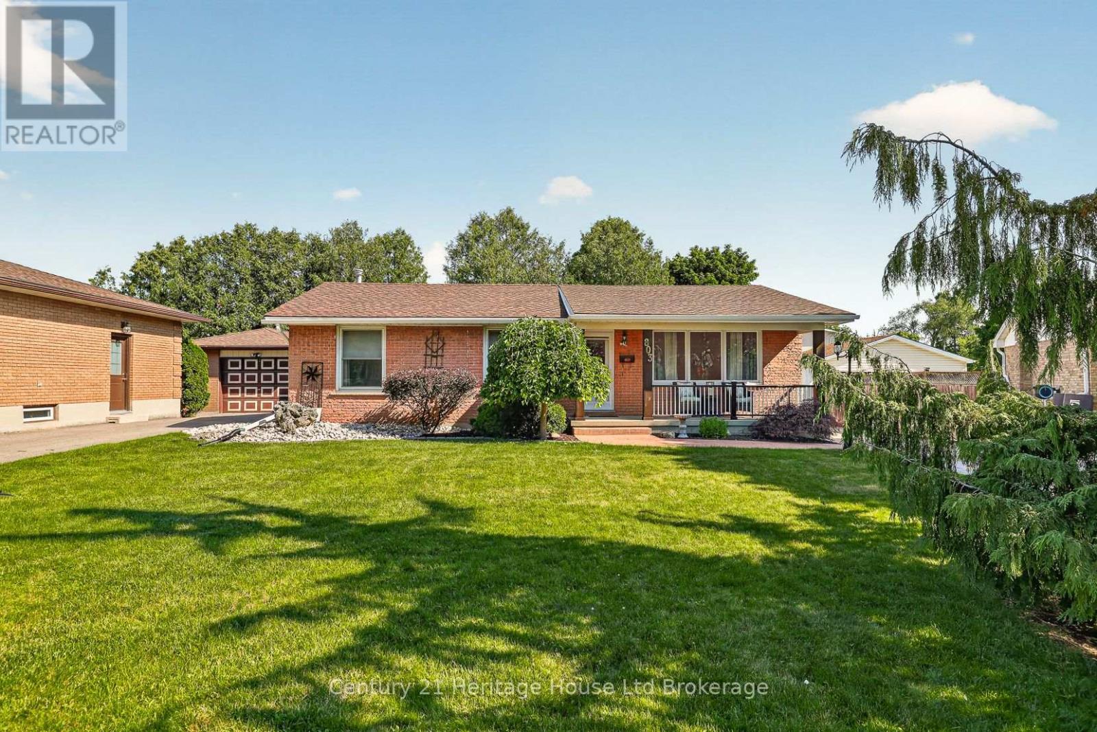803 Gladstone Drive, Woodstock (Woodstock - North), Ontario  N4S 5T3 - Photo 7 - X13573838