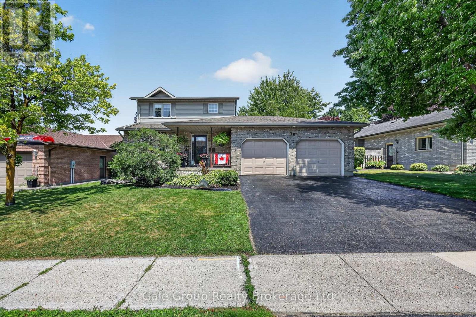 20 Daniel Street, Ingersoll (Ingersoll - South), Ontario  N5C 3W9 - Photo 2 - X13575396