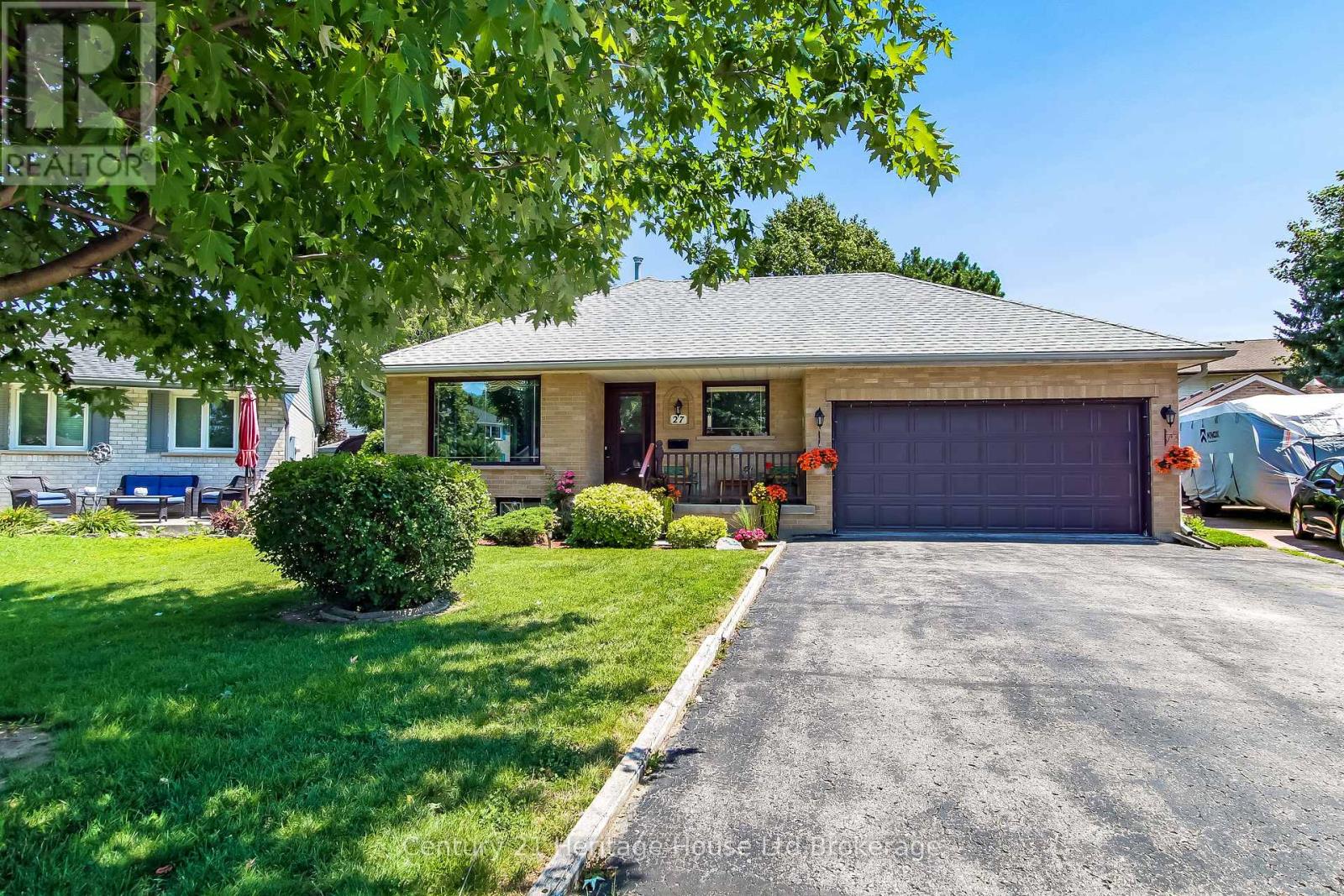 27 O'rourke Pl Place E, Woodstock (Woodstock - North), Ontario  N4S 8T9 - Photo 16 - X13578534