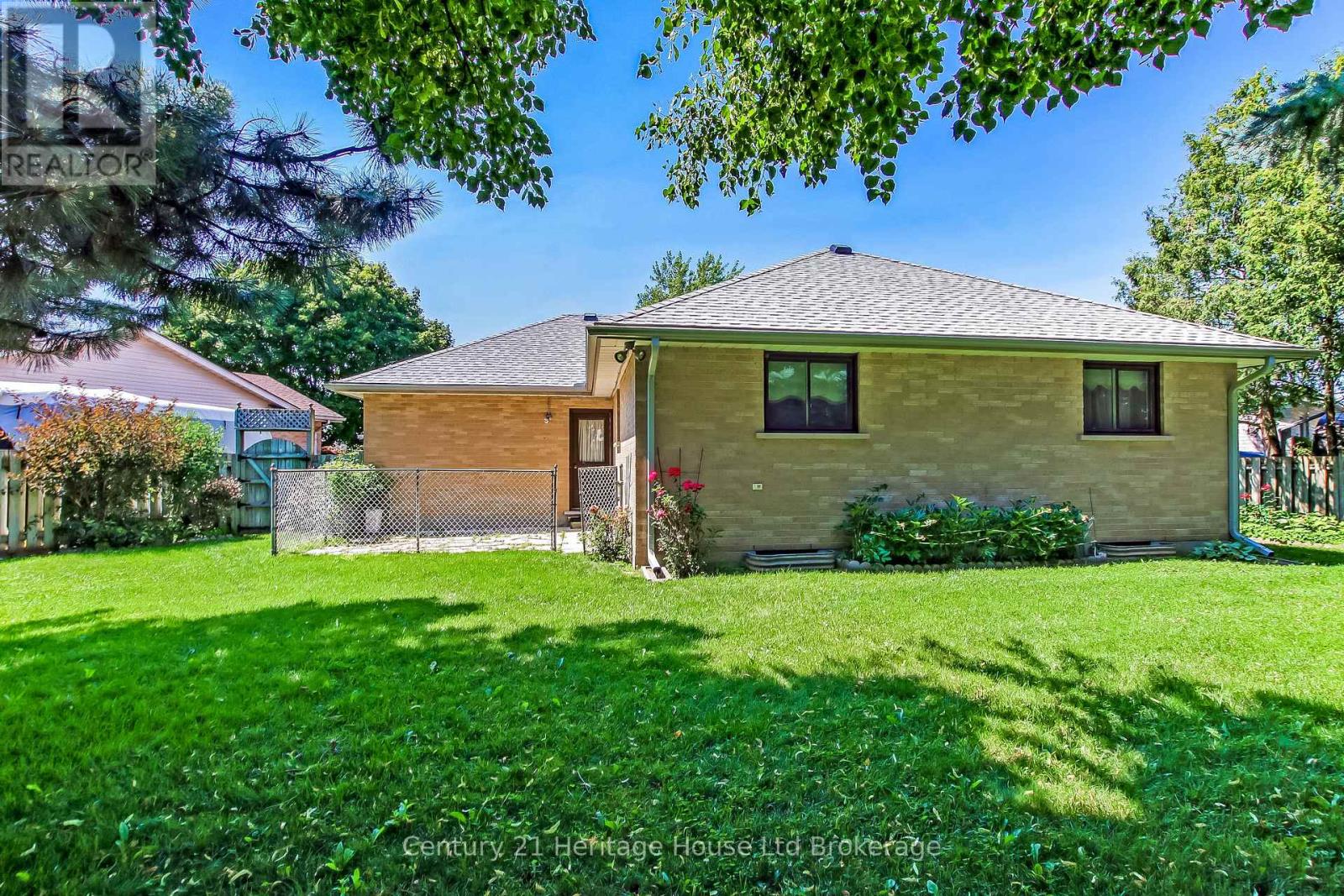 27 O'rourke Pl Place E, Woodstock (Woodstock - North), Ontario  N4S 8T9 - Photo 18 - X13578534
