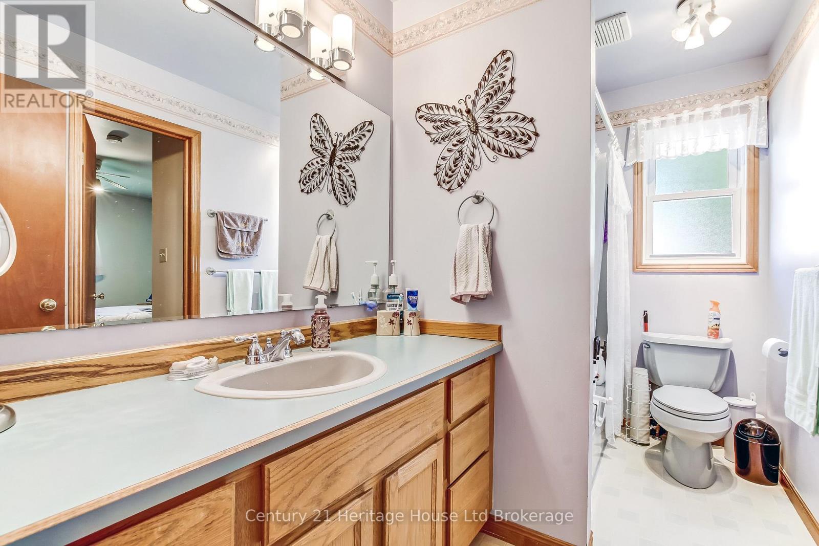 27 O'rourke Pl Place E, Woodstock (Woodstock - North), Ontario  N4S 8T9 - Photo 8 - X13578534