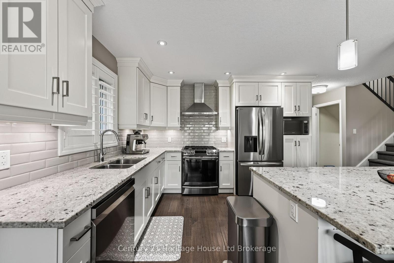 1048 Alberni Road, Woodstock (Woodstock - North), Ontario  N4T 0E8 - Photo 3 - X13578576
