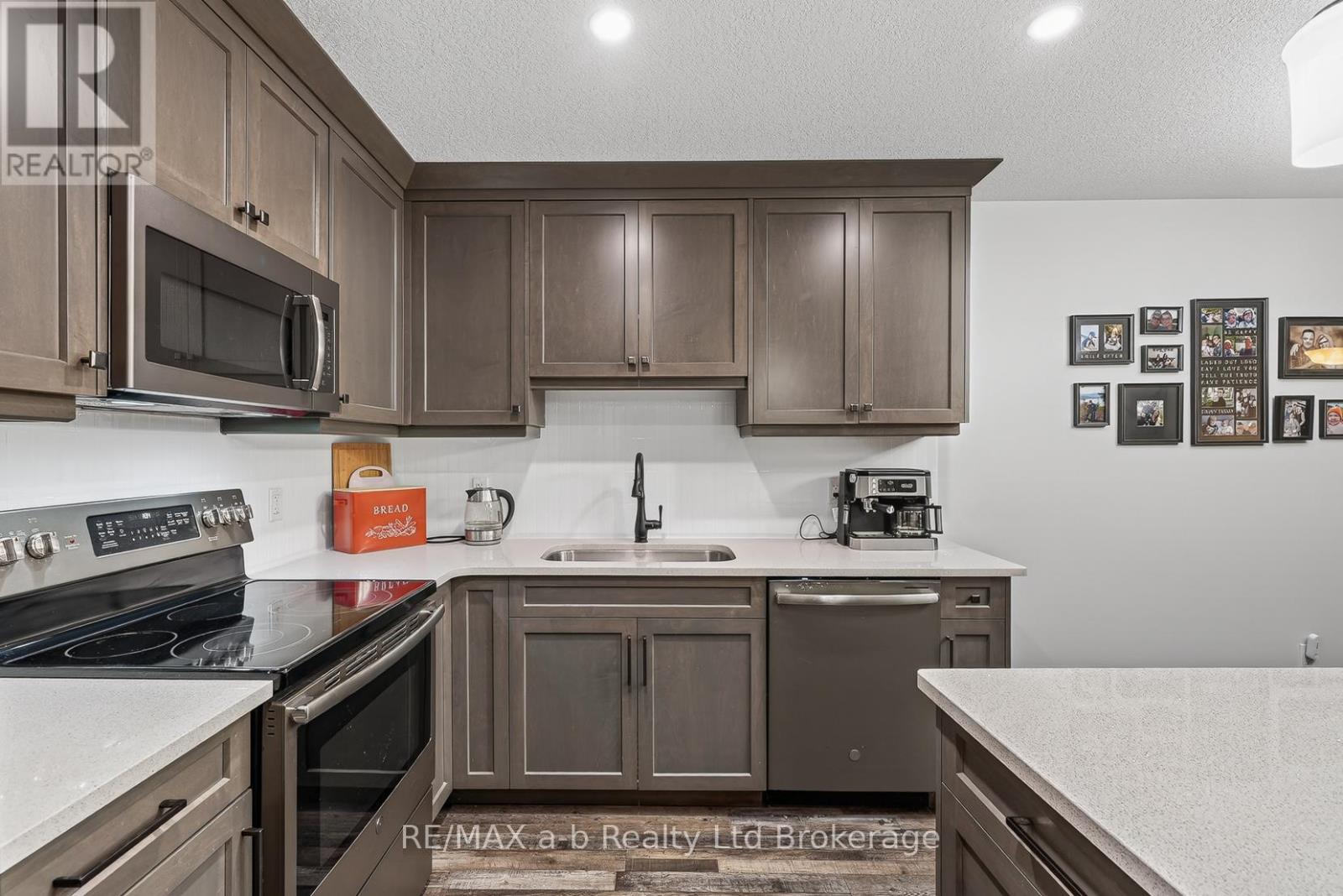 253 Charles Street W, Ingersoll (Ingersoll - South), Ontario  N5C 2M5 - Photo 16 - X13582650