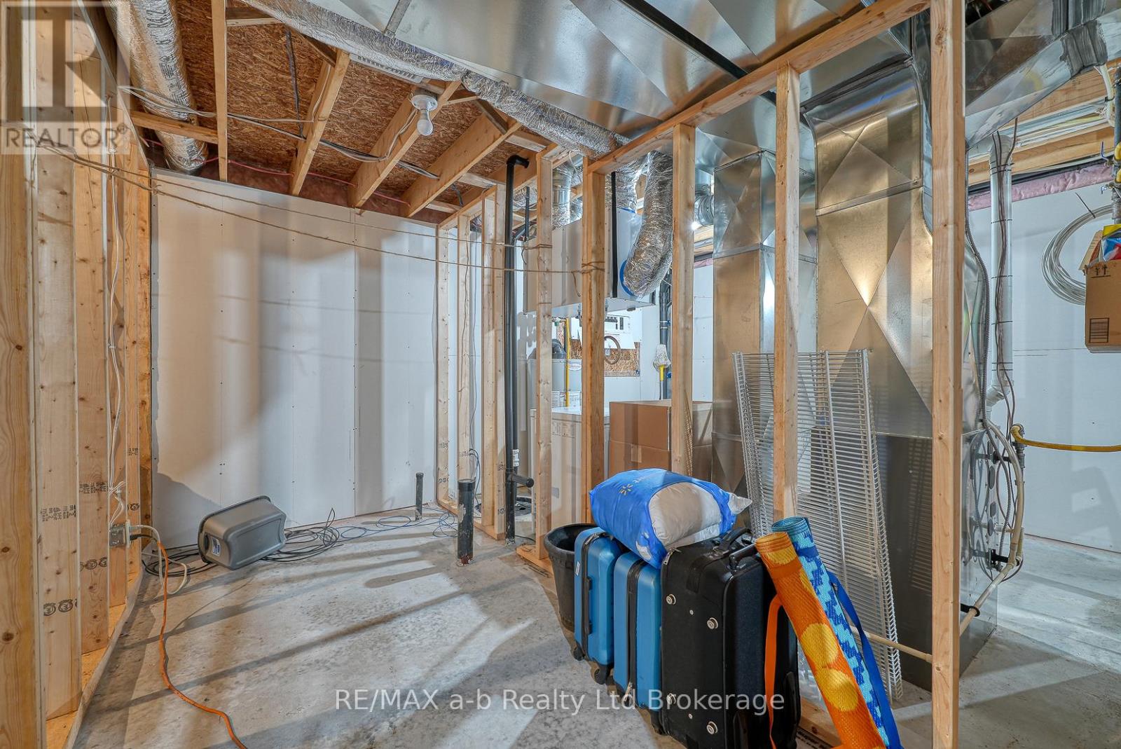253 Charles Street W, Ingersoll (Ingersoll - South), Ontario  N5C 2M5 - Photo 37 - X13582650