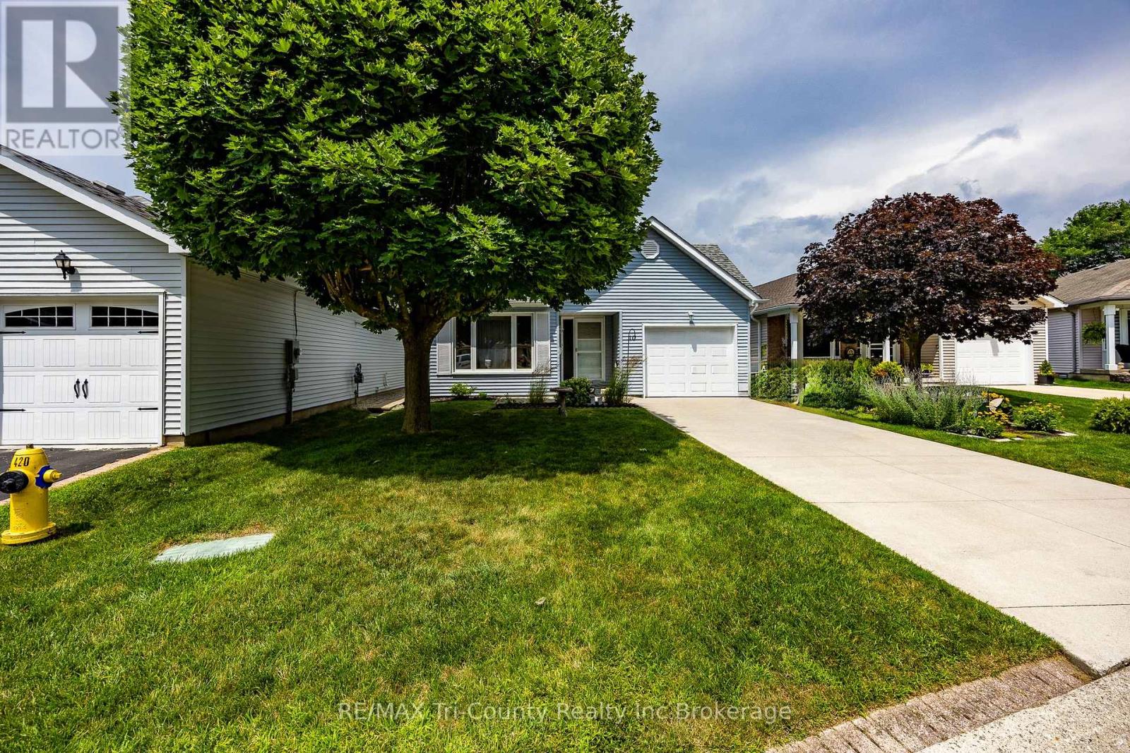 10 Mcdonald Court, Tillsonburg, Ontario  N4G 5L8 - Photo 2 - X13583676