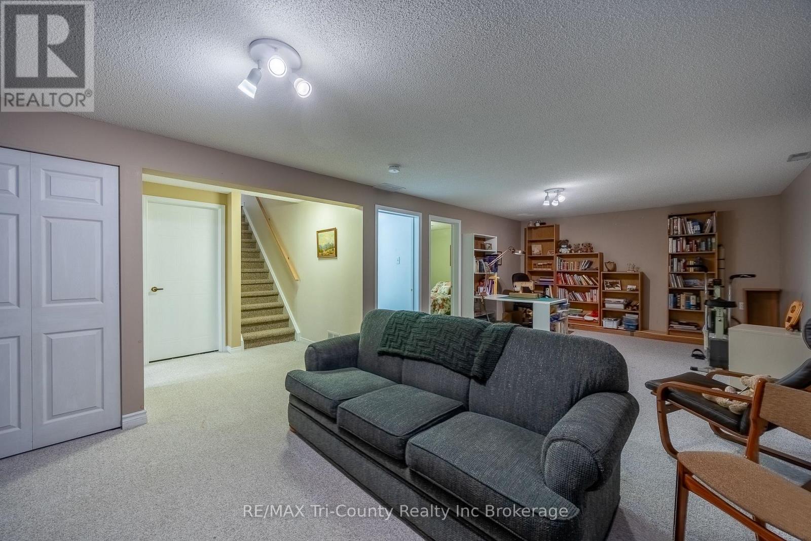 10 Mcdonald Court, Tillsonburg, Ontario  N4G 5L8 - Photo 21 - X13583676