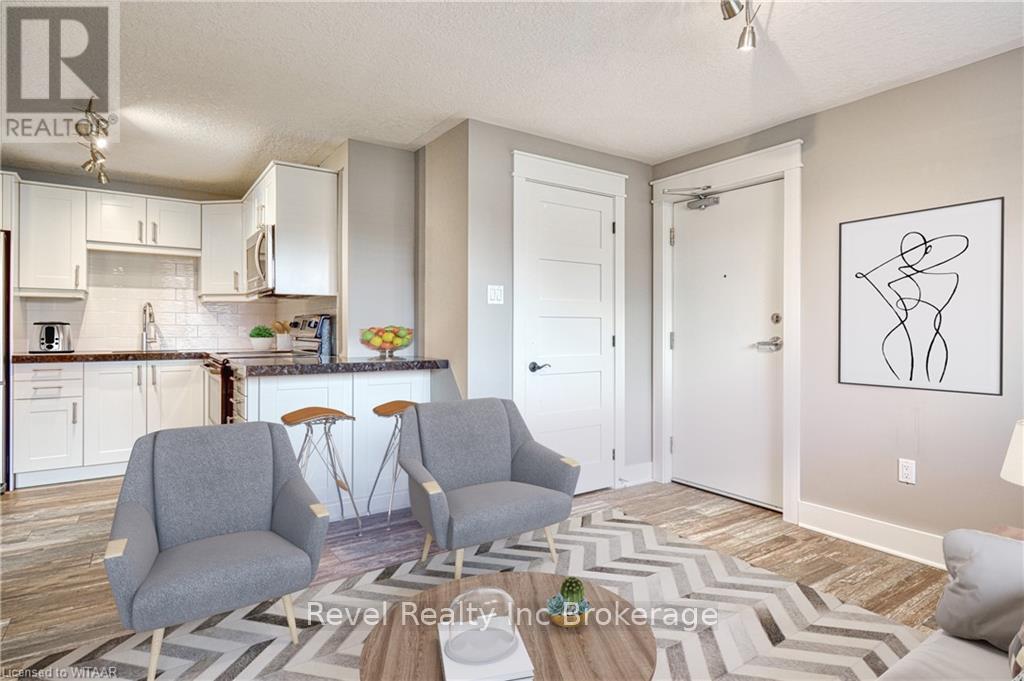 3 - 226 Clarke Street N, Woodstock (Woodstock - North), Ontario  N4S 7M7 - Photo 2 - X13583806