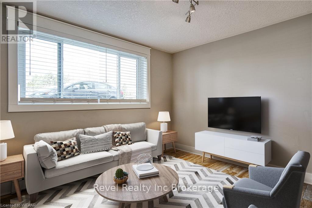 3 - 226 Clarke Street N, Woodstock (Woodstock - North), Ontario  N4S 7M7 - Photo 3 - X13583806