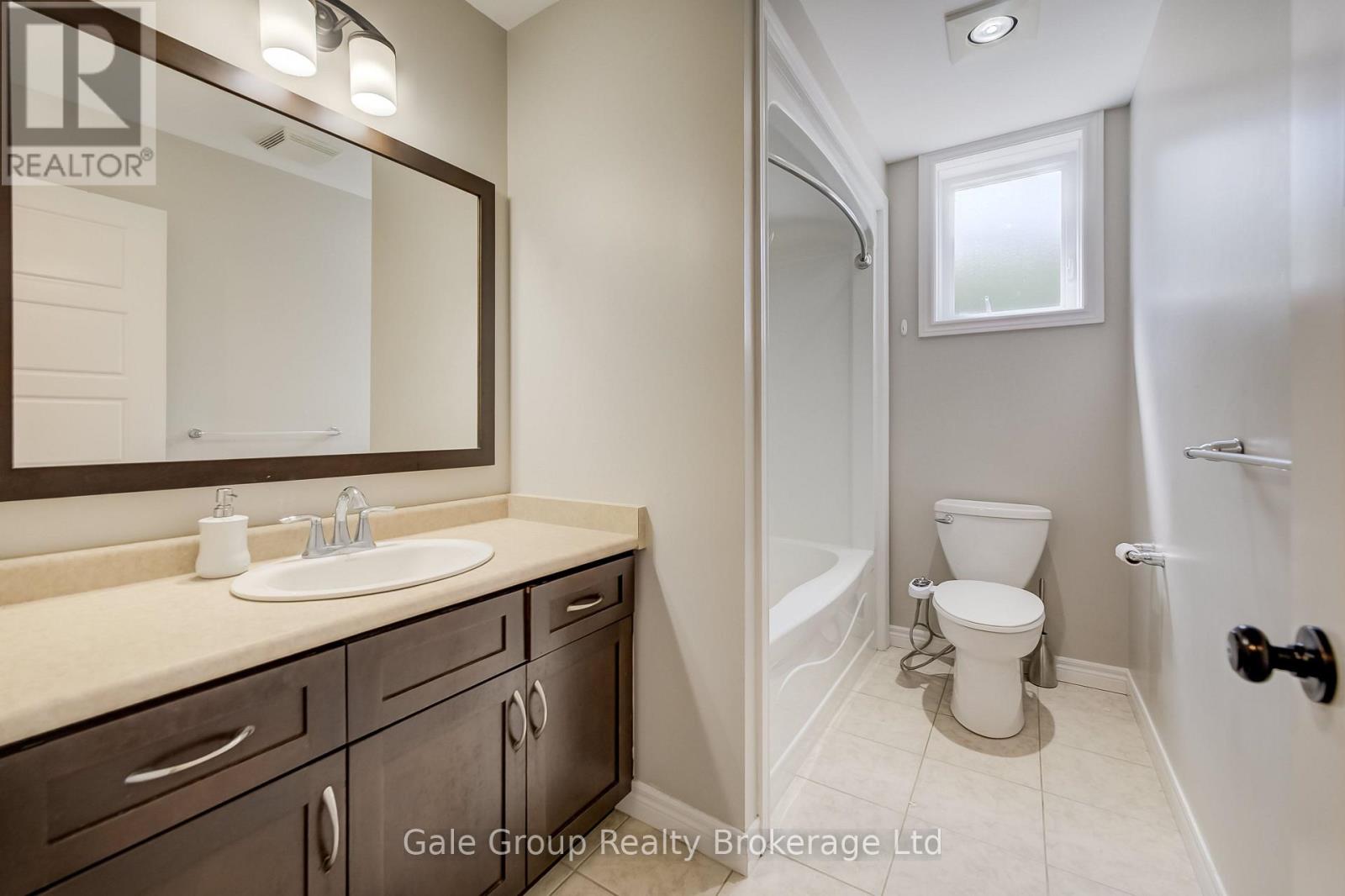 151 Norwich Avenue, Woodstock (Woodstock - South), Ontario  N4S 3V5 - Photo 12 - X13584012