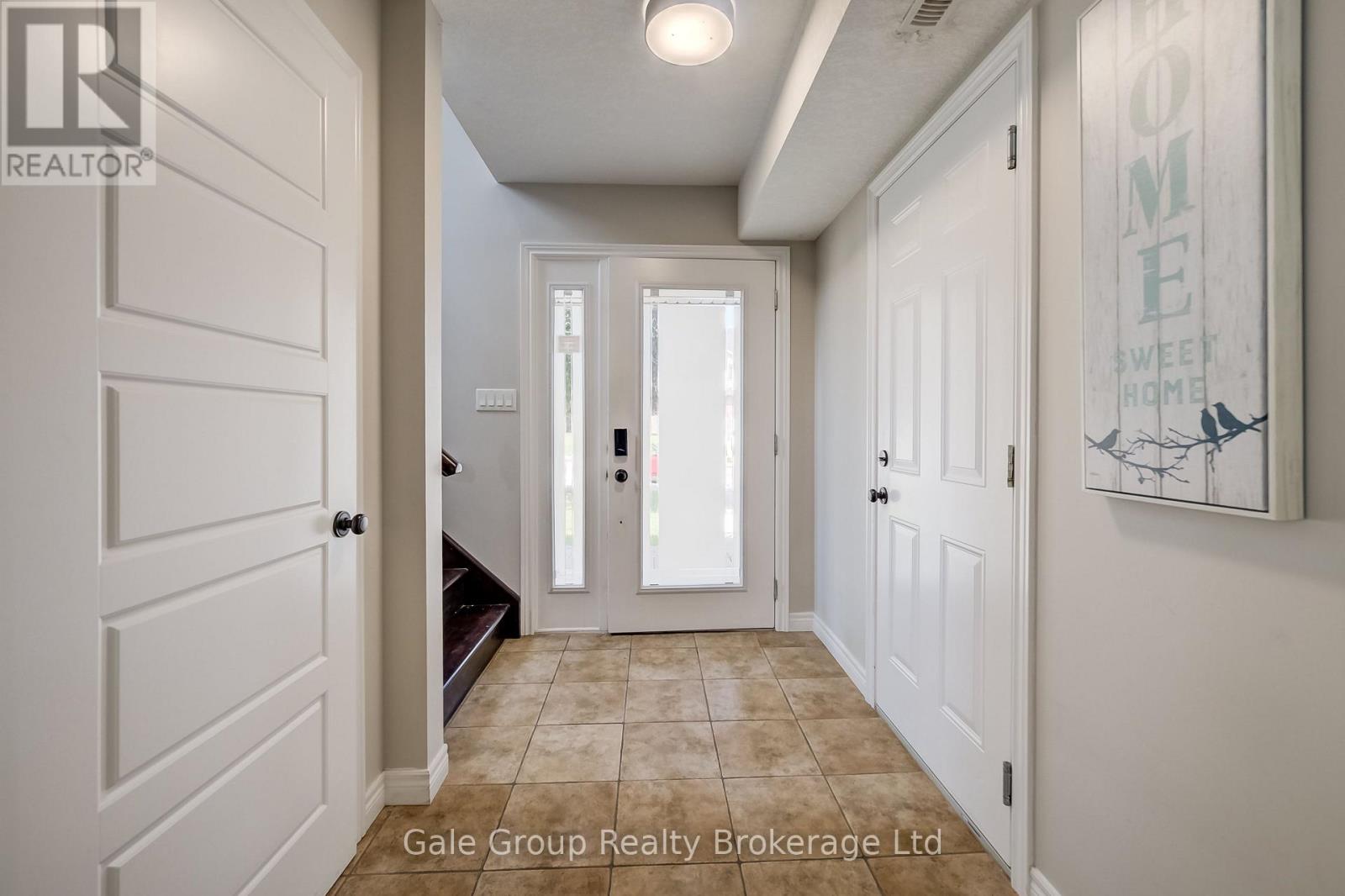 151 Norwich Avenue, Woodstock (Woodstock - South), Ontario  N4S 3V5 - Photo 8 - X13584012