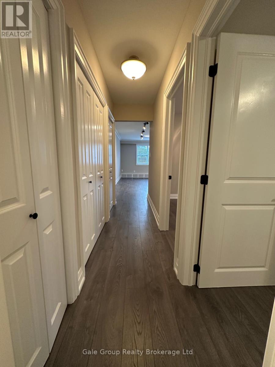 Unit 2 - 27 Paisley Boulevard, Mississauga (Cooksville), Ontario  L6A 1P3 - Photo 6 - W13584878