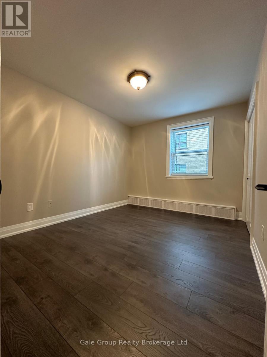 Unit 2 - 27 Paisley Boulevard, Mississauga (Cooksville), Ontario  L6A 1P3 - Photo 7 - W13584878