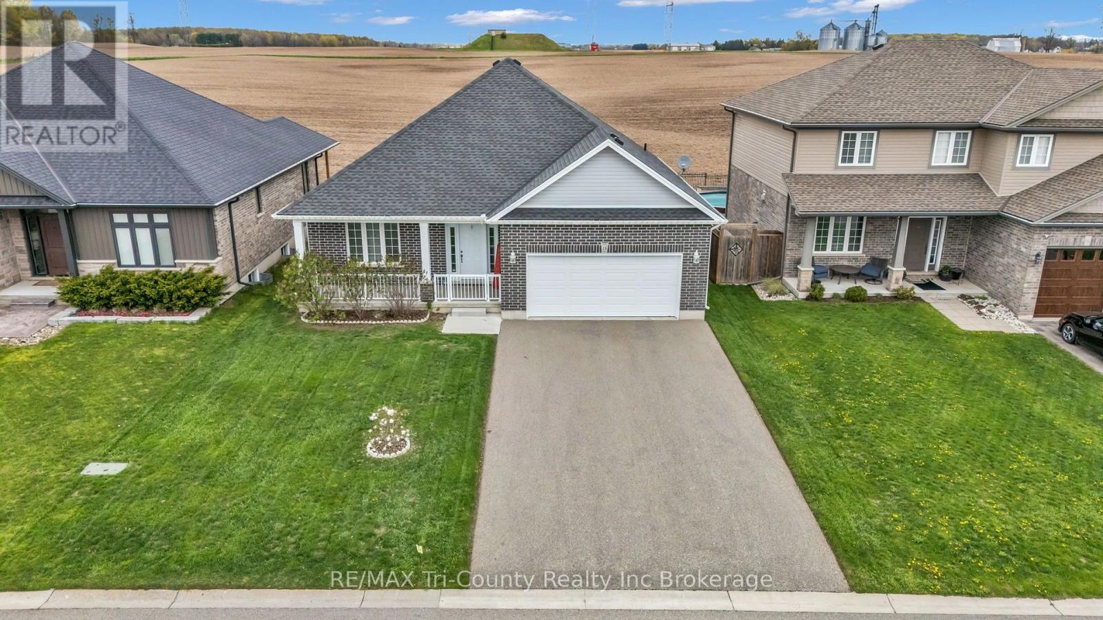18 Crocus Avenue, Tillsonburg, Ontario  N4G 5S9 - Photo 36 - X13585182