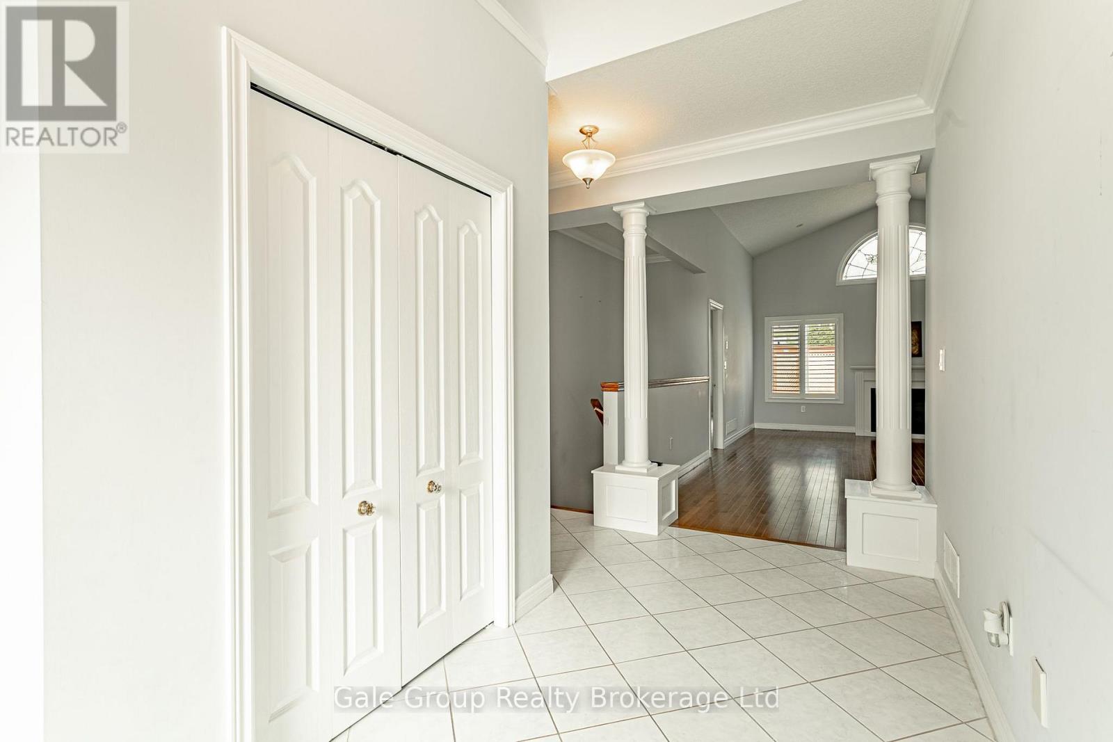 603 Fox Hollow Court, Woodstock (Woodstock - North), Ontario  N4T 1W3 - Photo 4 - X13588348