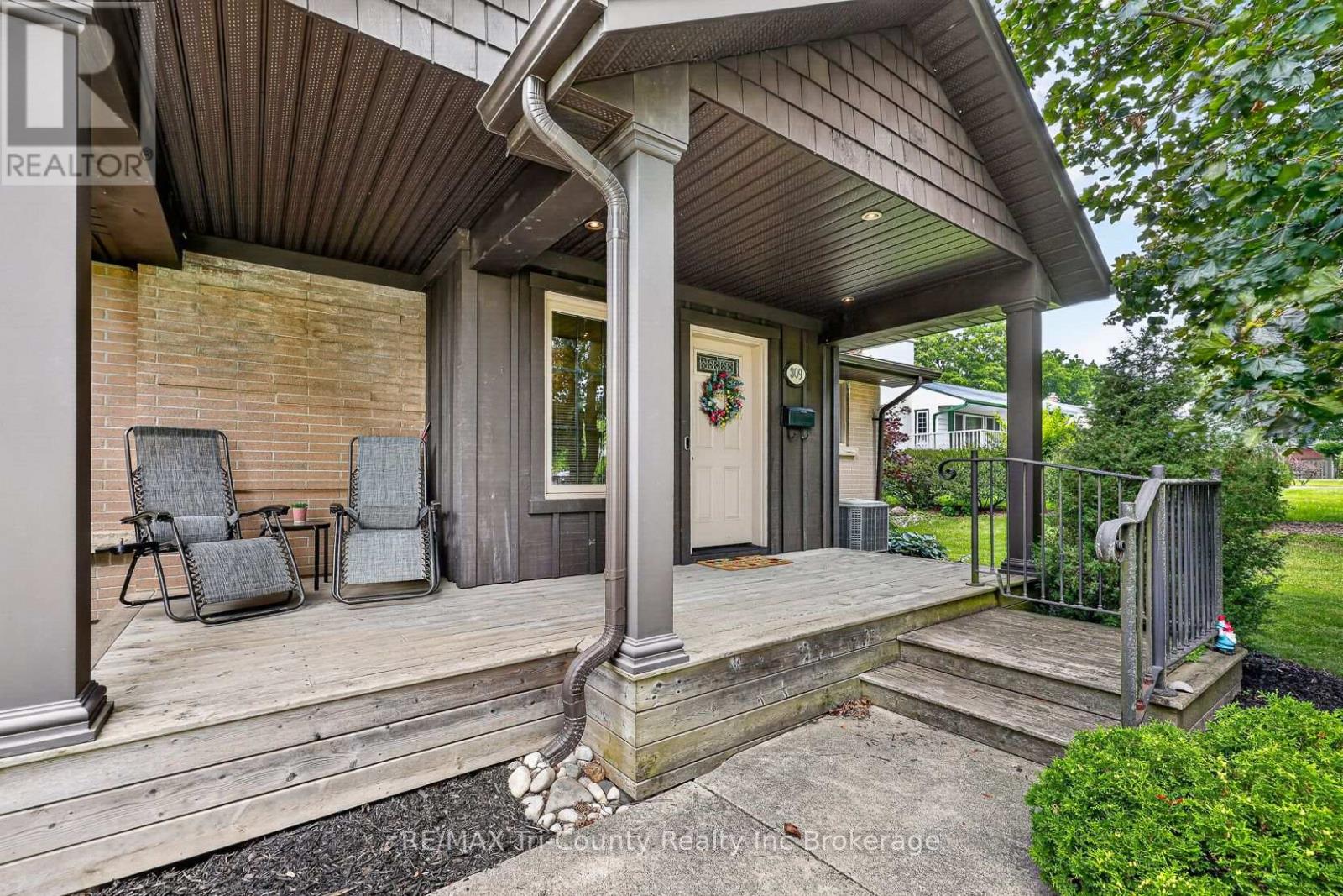 309 Quarterline Road, Tillsonburg, Ontario  N4G 4E7 - Photo 4 - X13589860