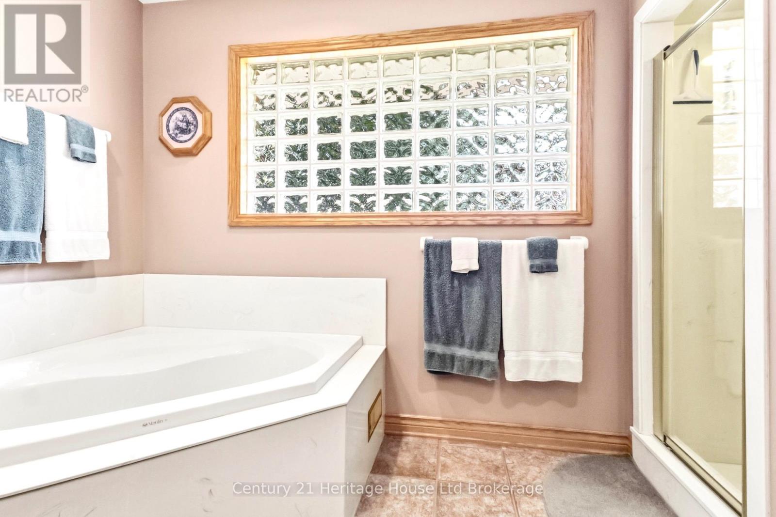 26 Deveron Crescent, London South (South T), Ontario  N5Z 4B1 - Photo 15 - X13591430