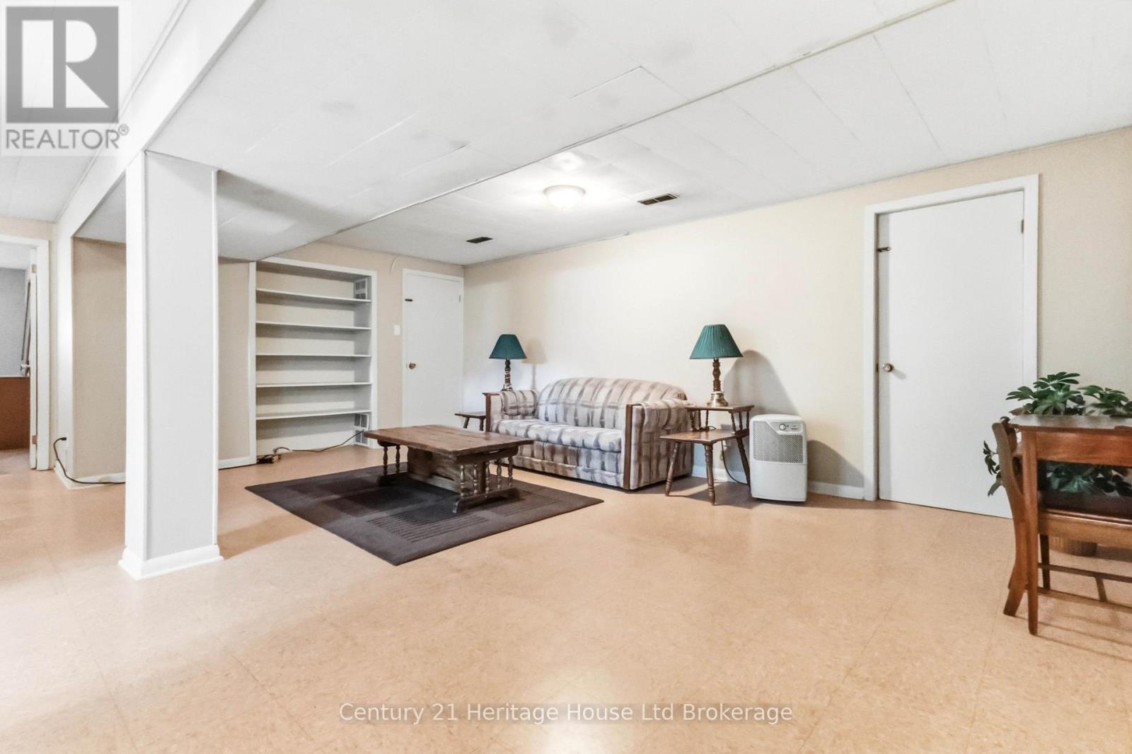 26 Deveron Crescent, London South (South T), Ontario  N5Z 4B1 - Photo 18 - X13591430
