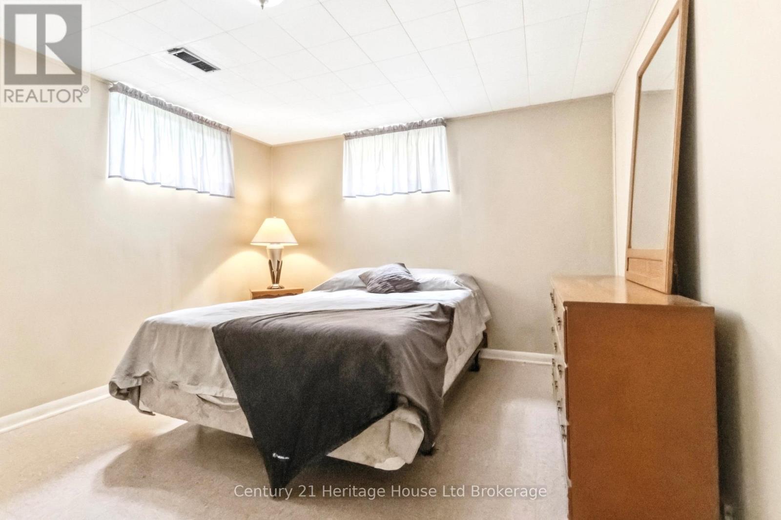 26 Deveron Crescent, London South (South T), Ontario  N5Z 4B1 - Photo 21 - X13591430