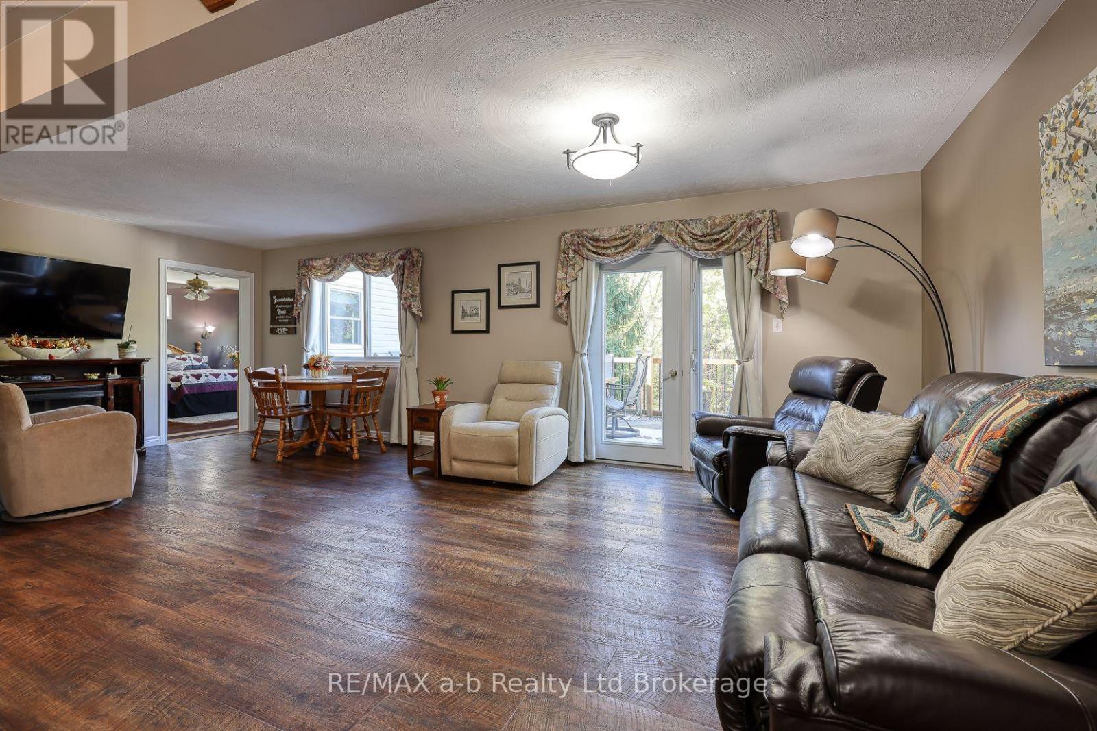11 Cornish Crescent, Ingersoll (Ingersoll - South), Ontario  N5C 4C9 - Photo 10 - X13592058