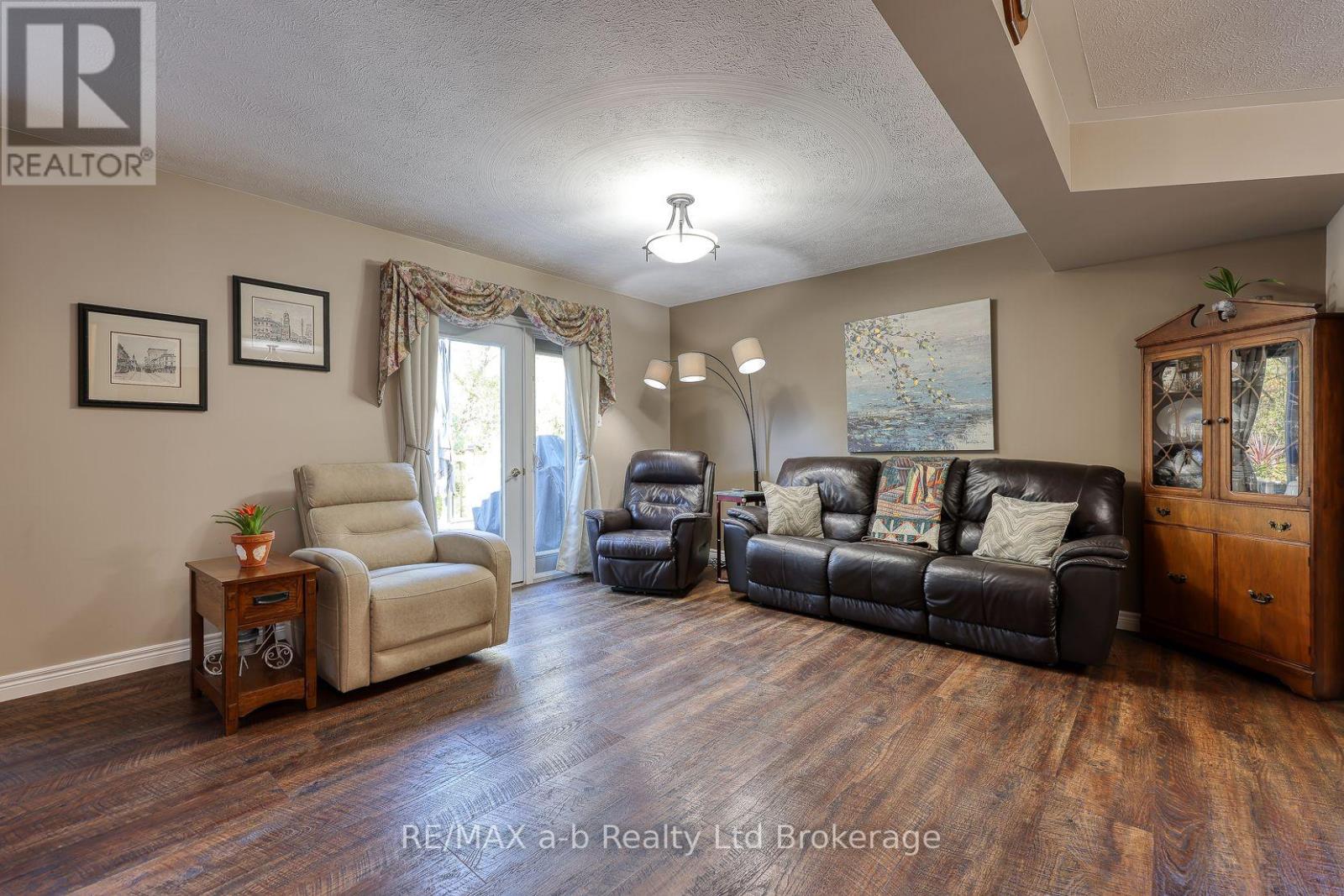 11 Cornish Crescent, Ingersoll (Ingersoll - South), Ontario  N5C 4C9 - Photo 11 - X13592058