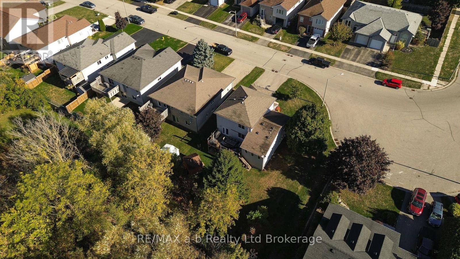 11 Cornish Crescent, Ingersoll (Ingersoll - South), Ontario  N5C 4C9 - Photo 42 - X13592058