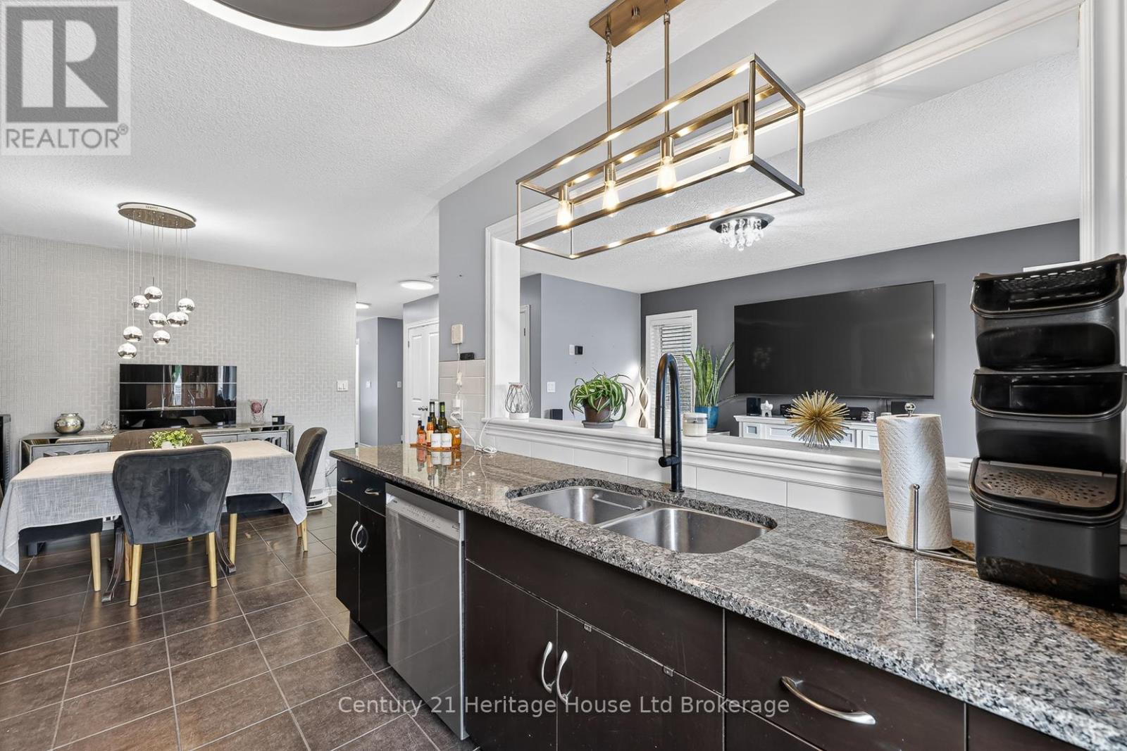 1180 Caen Avenue, Woodstock (Woodstock - North), Ontario  N4T 0G3 - Photo 6 - X13593060