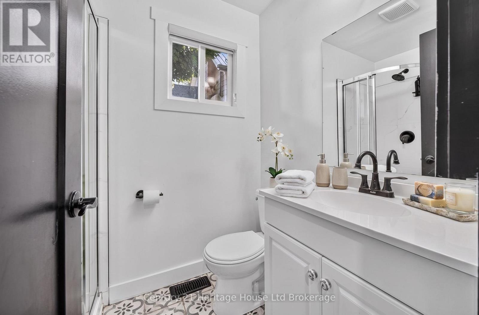 10 Pearl Street, Tillsonburg, Ontario  N4G 1L3 - Photo 14 - X13593980