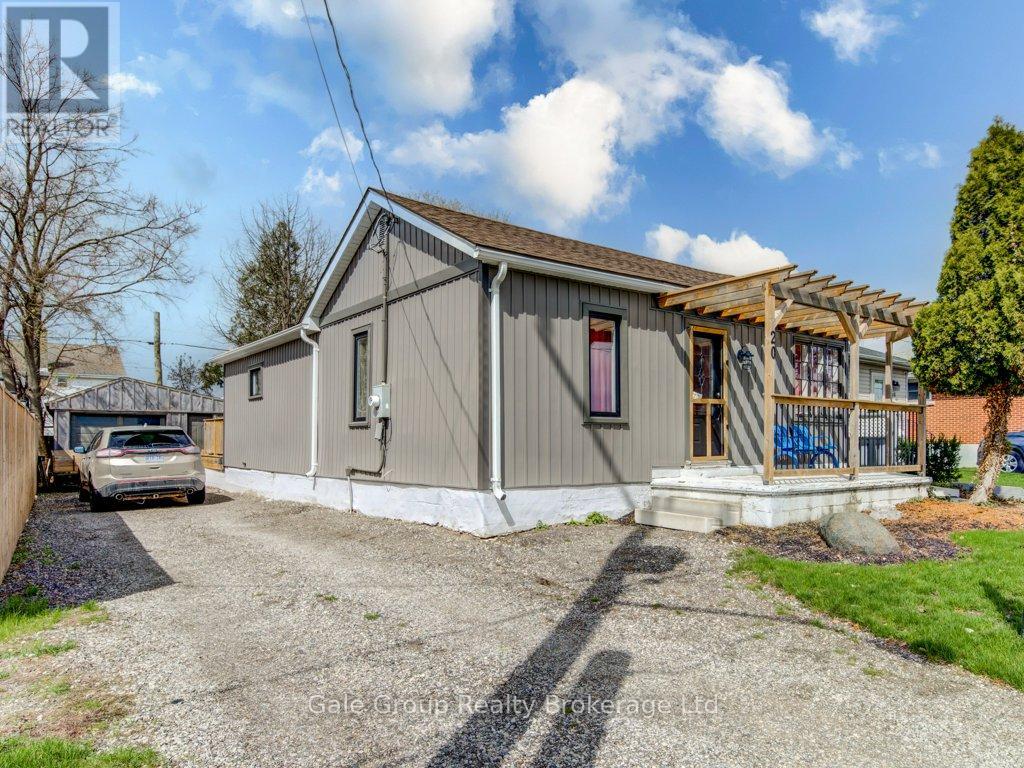 20 Teeple Street, Woodstock (Woodstock - South), Ontario  N4S 3Y7 - Photo 3 - X13598490