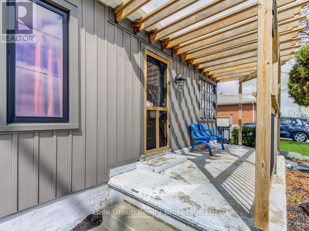20 Teeple Street, Woodstock (Woodstock - South), Ontario  N4S 3Y7 - Photo 4 - X13598490