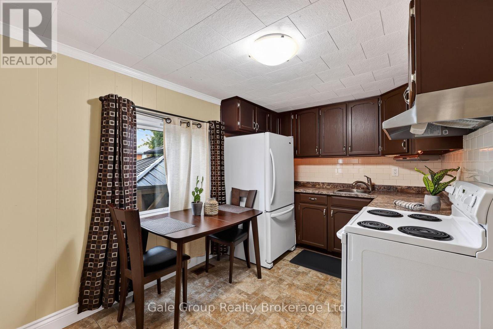 46 Blandford Street, Woodstock (Woodstock - North), Ontario  N4S 7H6 - Photo 10 - X13601032