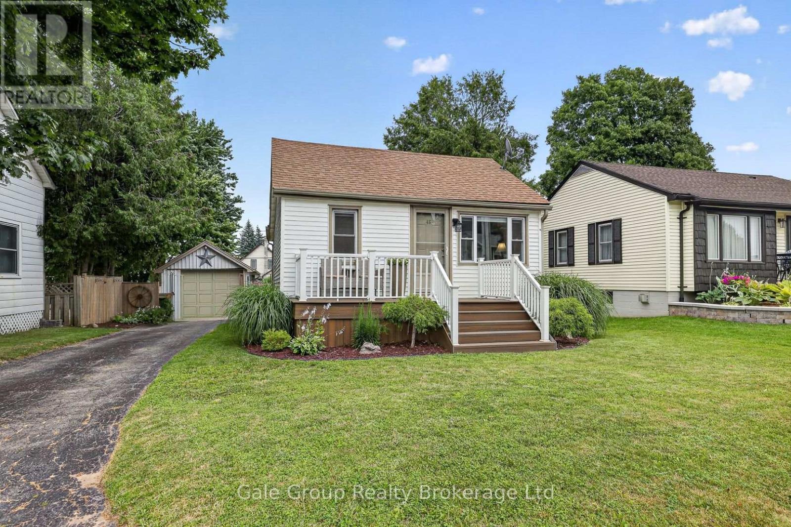 46 Blandford Street, Woodstock (Woodstock - North), Ontario  N4S 7H6 - Photo 2 - X13601032