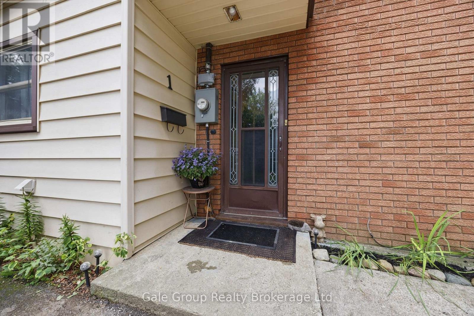 1 Britton Drive, St. Thomas, Ontario  N5P 3E4 - Photo 3 - X13602288