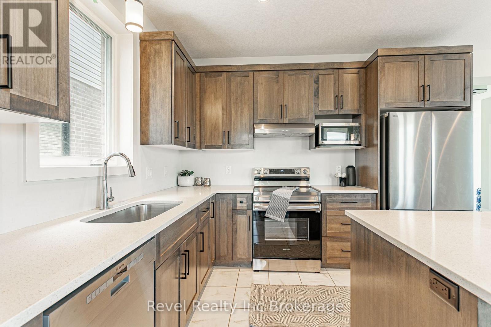 32 Sutherland Crescent, Ingersoll (Ingersoll - South), Ontario  N5C 0E3 - Photo 12 - X13604734