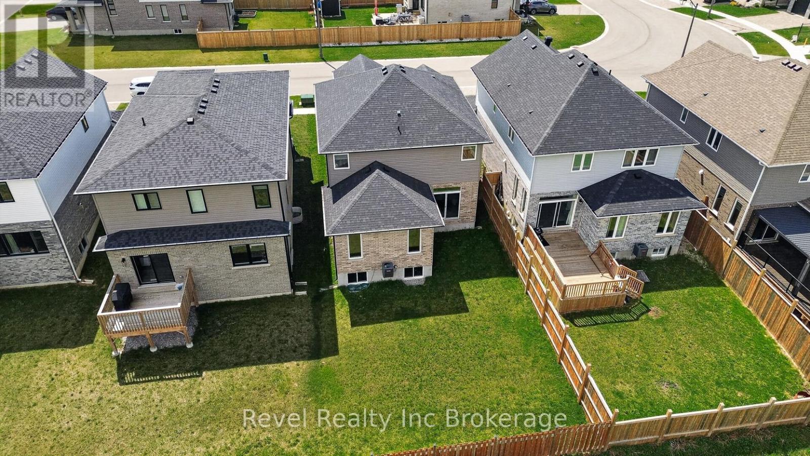 32 Sutherland Crescent, Ingersoll (Ingersoll - South), Ontario  N5C 0E3 - Photo 37 - X13604734